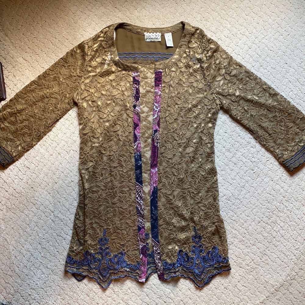 Duster - antique gold lace